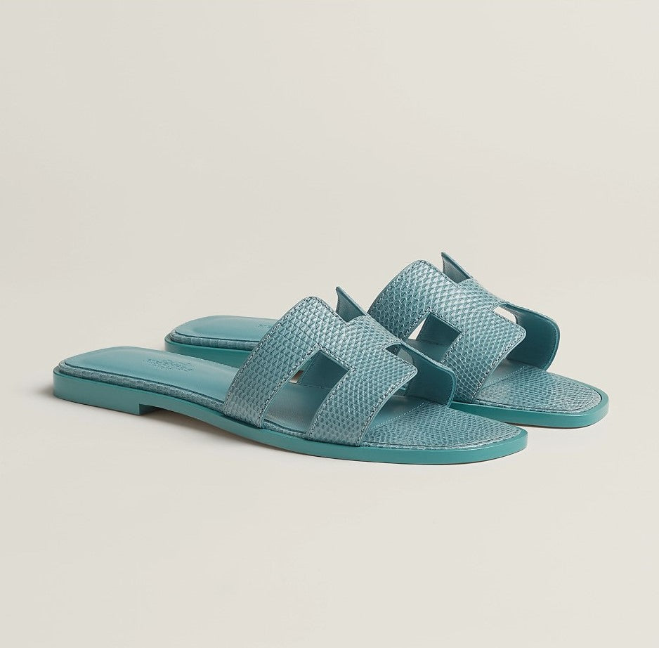 Oran sandal